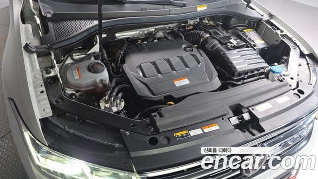 Volkswagen Tiguan 2023 — Photo 6/37