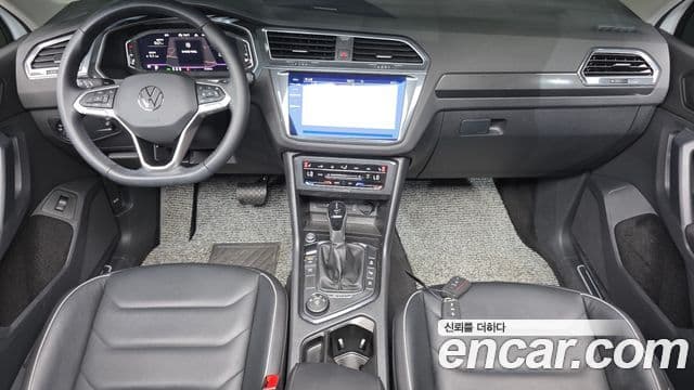 Volkswagen Tiguan 2023 — Photo 27/37
