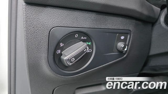 Volkswagen Tiguan 2023 — Photo 22/37
