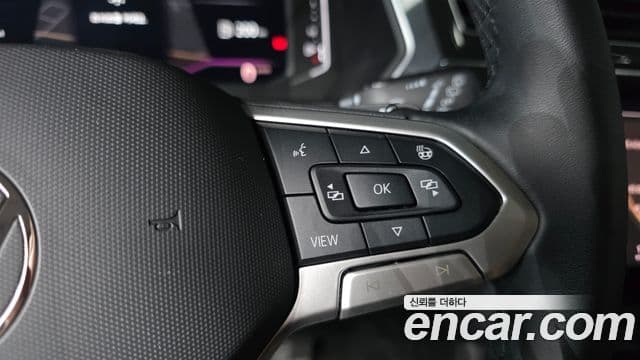 Volkswagen Tiguan 2023 — Photo 32/37