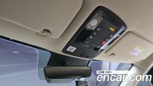 Kia Carnival 2022 — фото 18 из 20