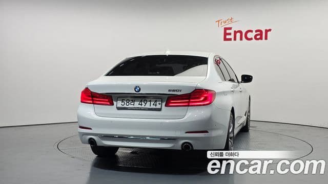 BMW 5 Series 2018 — Şəkil 4/20