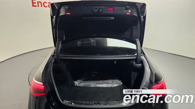 Mercedes-Benz S-Class 2024 — фото 18 из 20