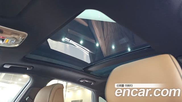 Genesis Electrified G80 2022 — фото 16 из 20