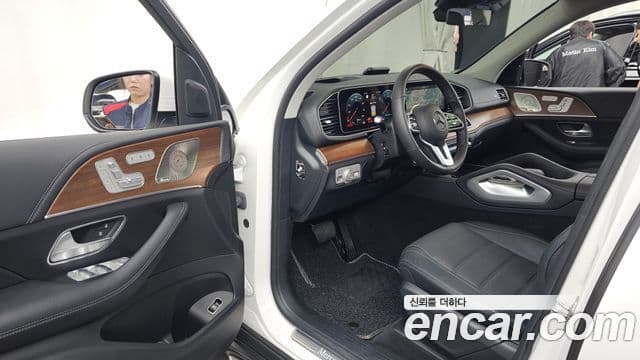 Mercedes-Benz GLE-Class 2021 — ფოტო 10/20