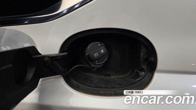 Genesis Electrified G80 2022 — ფოტო 12/20