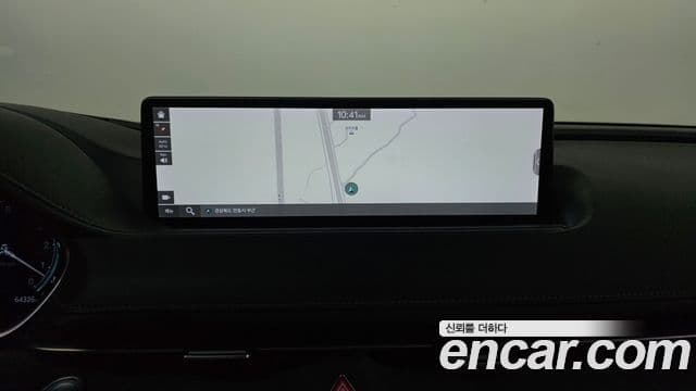 Genesis Electrified G80 2022 — ფოტო 13/20