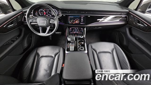 Audi Q7 2021 — Şəkil 7/20