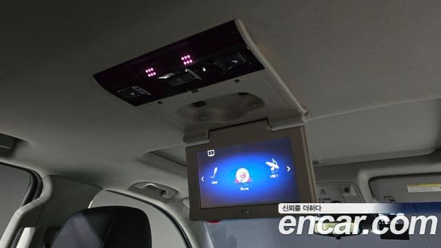 Cadillac Escalade 2018 — фото 18 из 20
