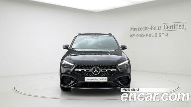 Mercedes-Benz GLA-Class 2025 — Şəkil 2/12