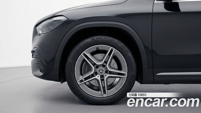 Mercedes-Benz GLA-Class 2025 — Şəkil 4/12