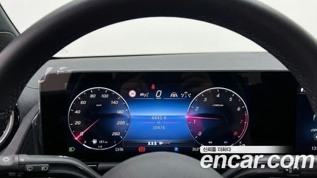 Mercedes-Benz GLA-Class 2025 — Şəkil 6/12
