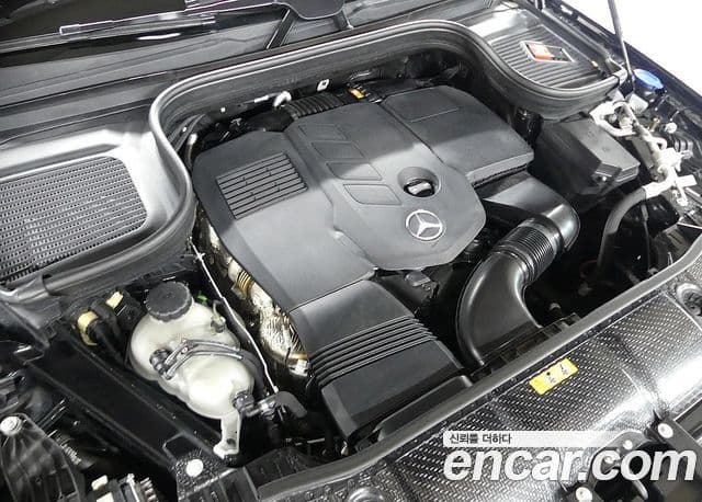 Mercedes-Benz GLE-Class 2023 — ფოტო 5/20