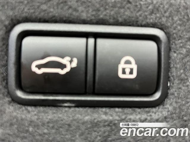 Genesis G70 2018 — ფოტო 5/20