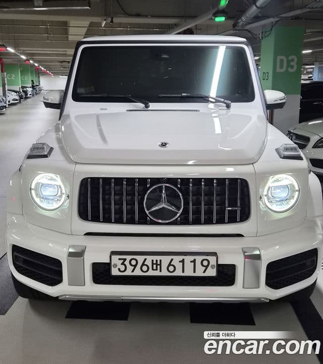 Mercedes-Benz G-Class 2022 — Фото 4/20