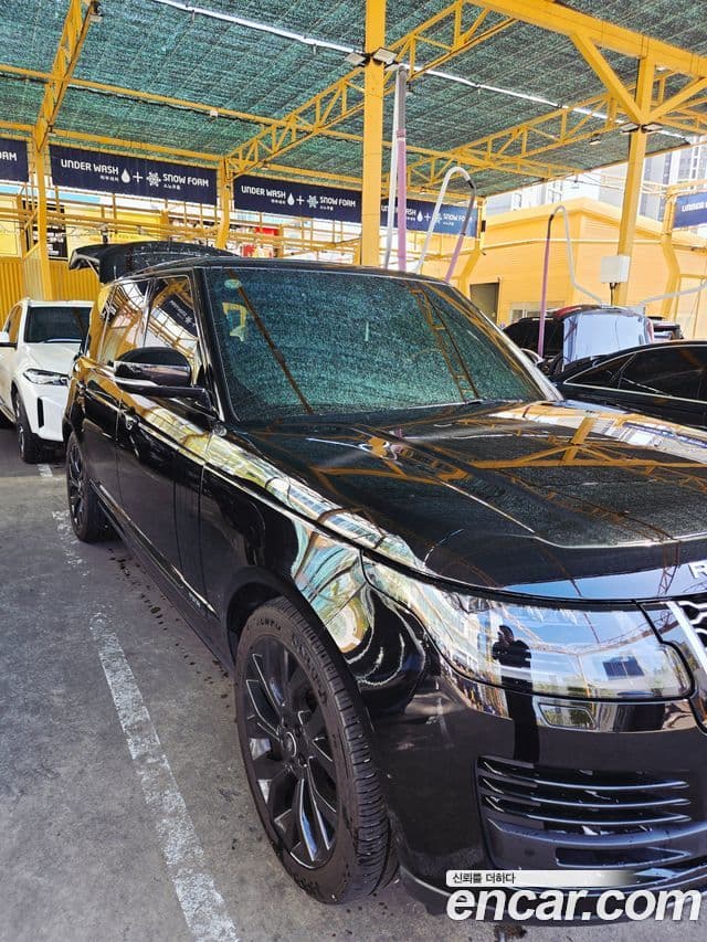 Land Rover Range Rover 2019 — Photo 9/10