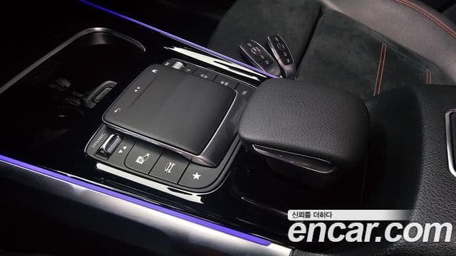 Mercedes-Benz GLB-Class 2022 — Şəkil 20/20