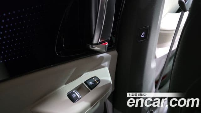 Kia Carnival 2024 — Фото 19/20