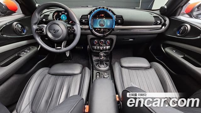 Mini Cooper S Clubman 2023 — фото 7 из 20