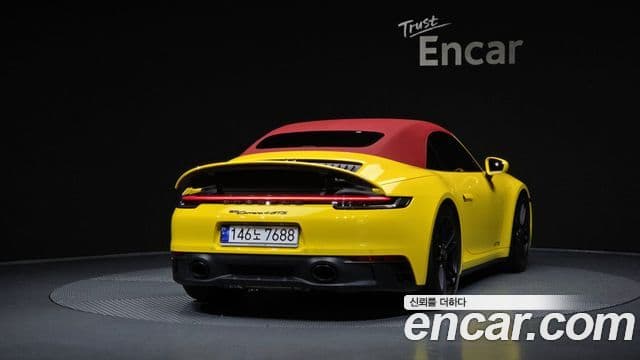 Porsche 911 2023 — ფოტო 4/20