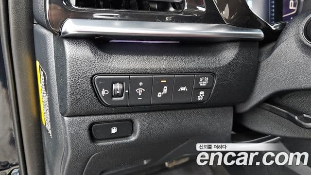 Kia Niro 2019 — фото 16 из 20