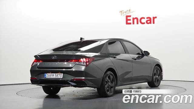Hyundai Avante 2022 — Фото 2/20