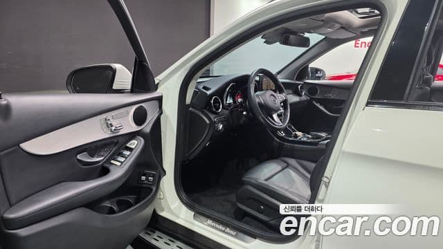 Mercedes-Benz GLC-Class 2018 — фото 10 из 20