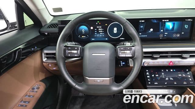 Hyundai Grandeur 2023 — ფოტო 13/20
