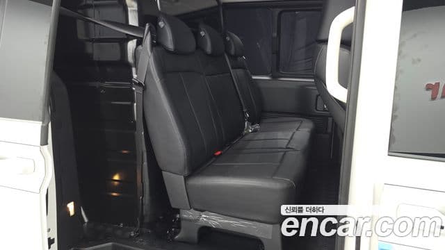 Hyundai Staria 2026 — Şəkil 12/20