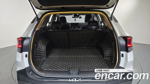 Kia Sportage 2021 — фото 17 из 20