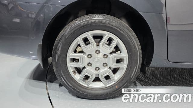 Hyundai Staria 2021 — фото 5 из 20