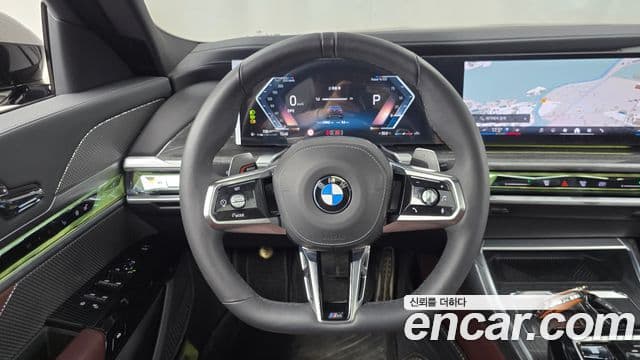 BMW 7 Series 2024 — фото 12 из 20