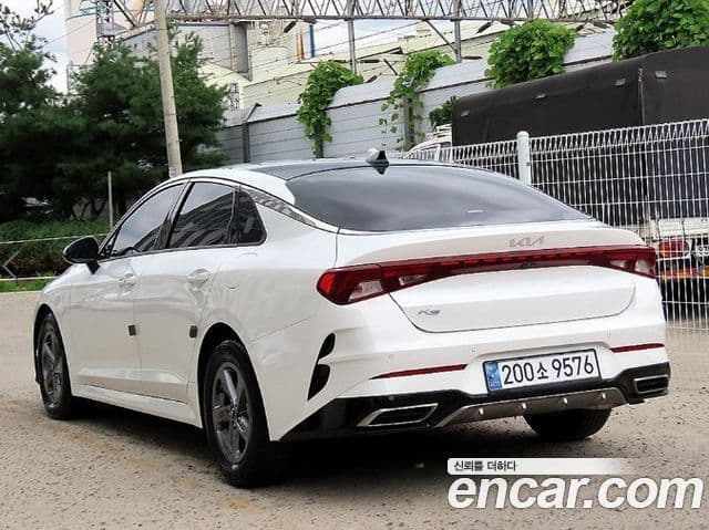 Kia K5 2021 — ფოტო 2/20
