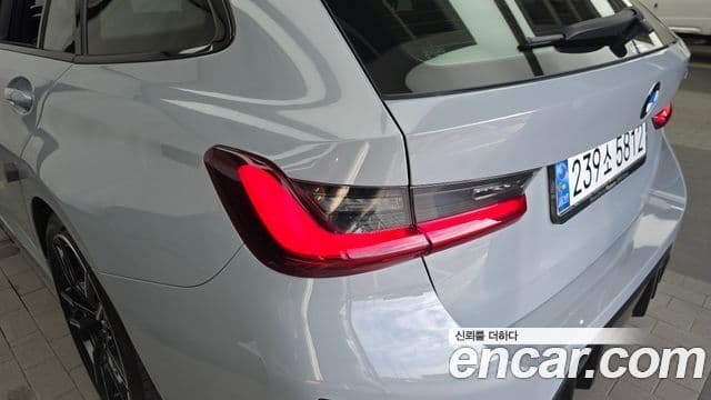 BMW 3 Series 2024 — Şəkil 28/35