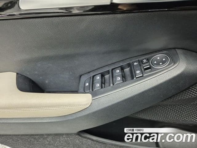 Kia Seltos 2020 — ფოტო 18/20