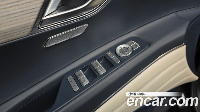 Genesis GV80 2024 — фото 15 из 20