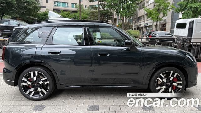 Mini Cooper S Countryman 2026 — Şəkil 6/15