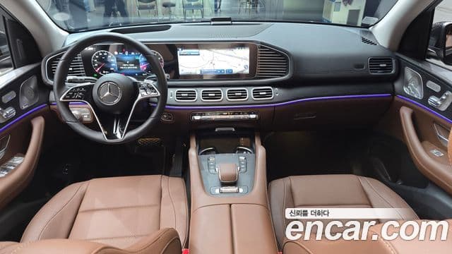 Mercedes-Benz GLE-Class 2025 — Photo 14/30