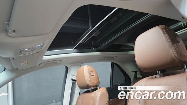 Mercedes-Benz GLE-Class 2025 — Photo 13/30