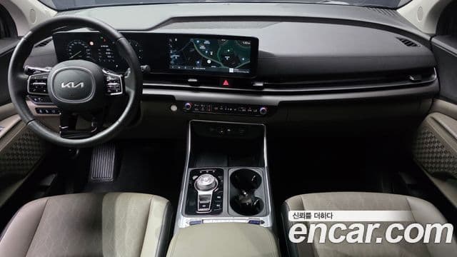 Kia Carnival 2024 — фото 7 из 20