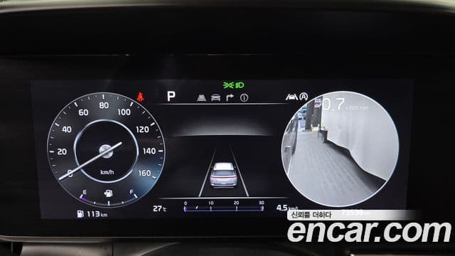 Kia Carnival 2022 — фото 8 из 20