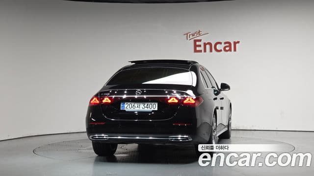 Mercedes-Benz E-Class 2024 — Şəkil 4/20