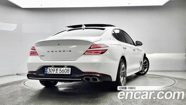 Genesis G70 2022 — Şəkil 1/20