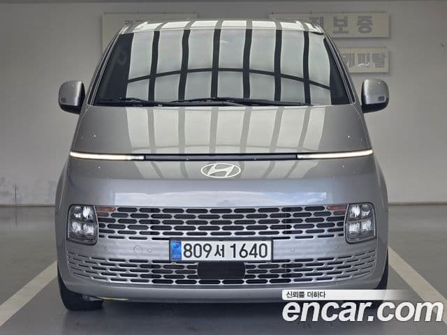 Hyundai Staria 2024 — Şəkil 1/20