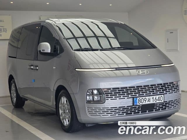 Hyundai Staria 2024 — Şəkil 2/20
