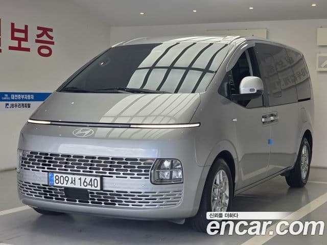 Hyundai Staria 2024 — Şəkil 3/20