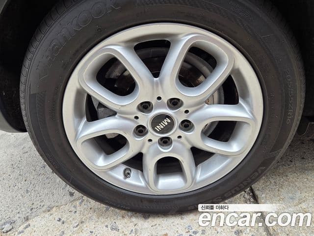 Mini Cooper 2019 — Photo 7/8