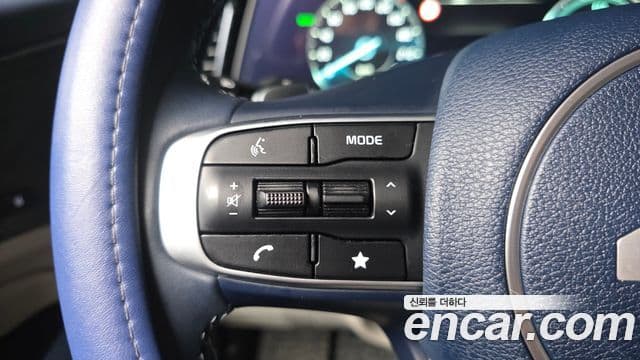 Kia Sportage 2022 — фото 14 из 20