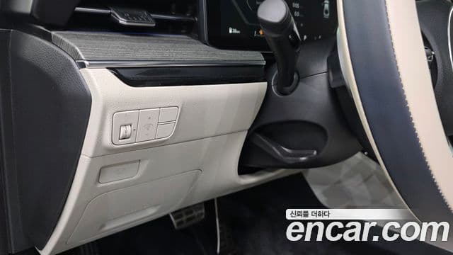 Kia K5 2025 — фото 12 из 20
