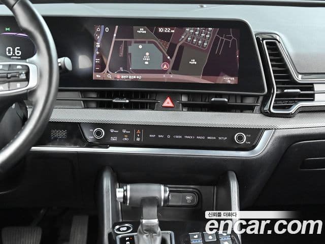 Kia Sportage 2023 — ფოტო 13/20